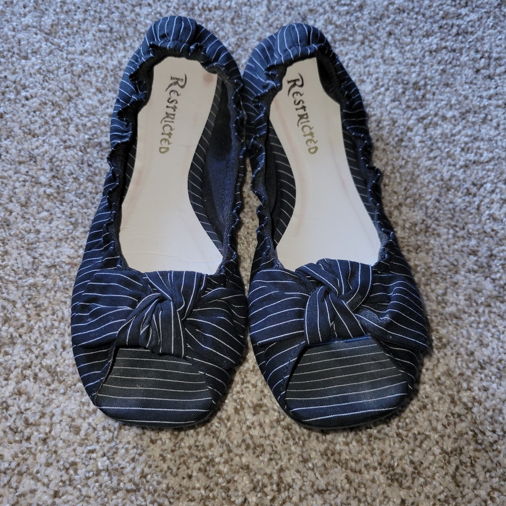 Restricted sailor ballet open toe. 8m.